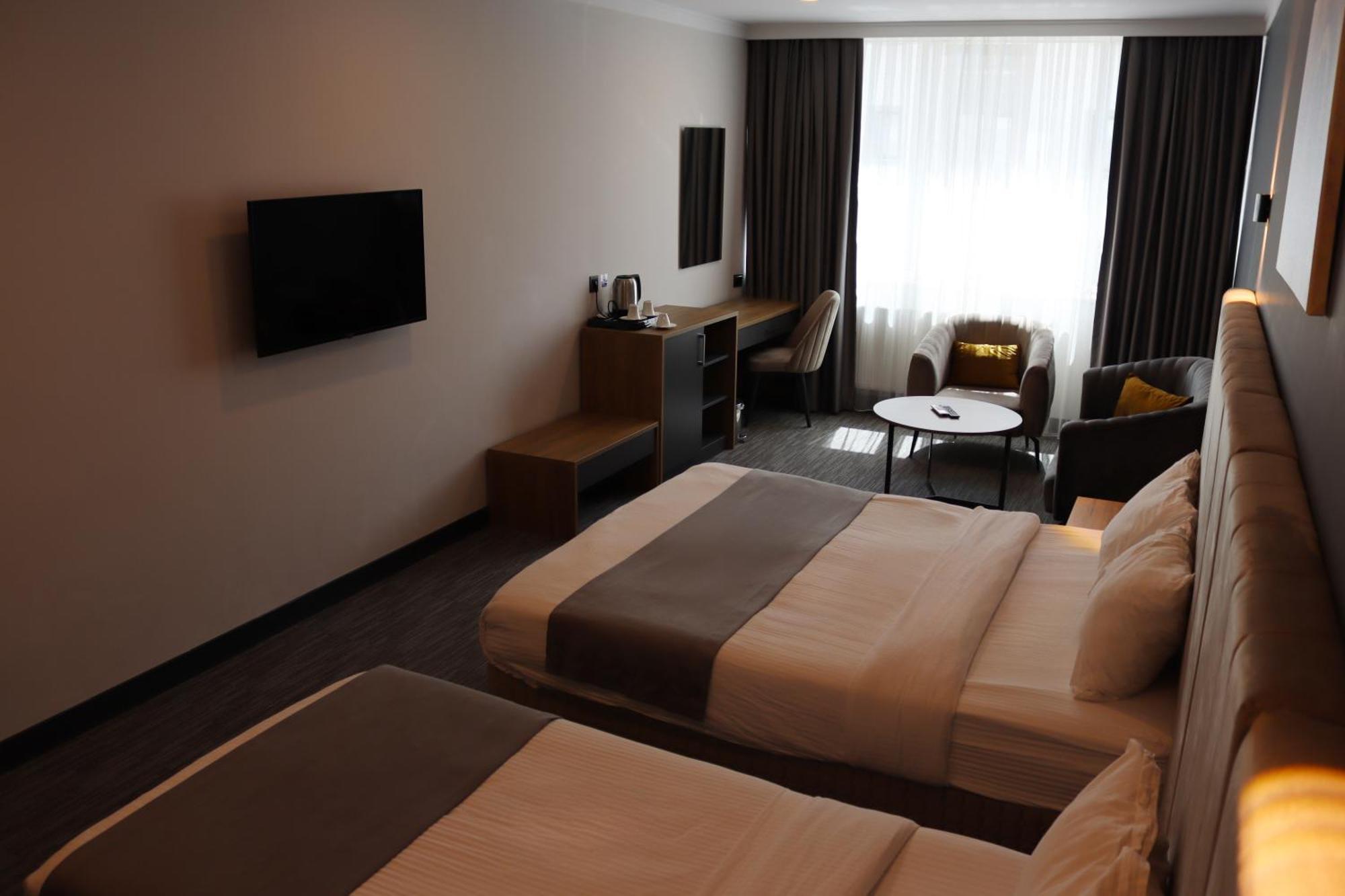 Home Plus Hotel Estambul Exterior foto